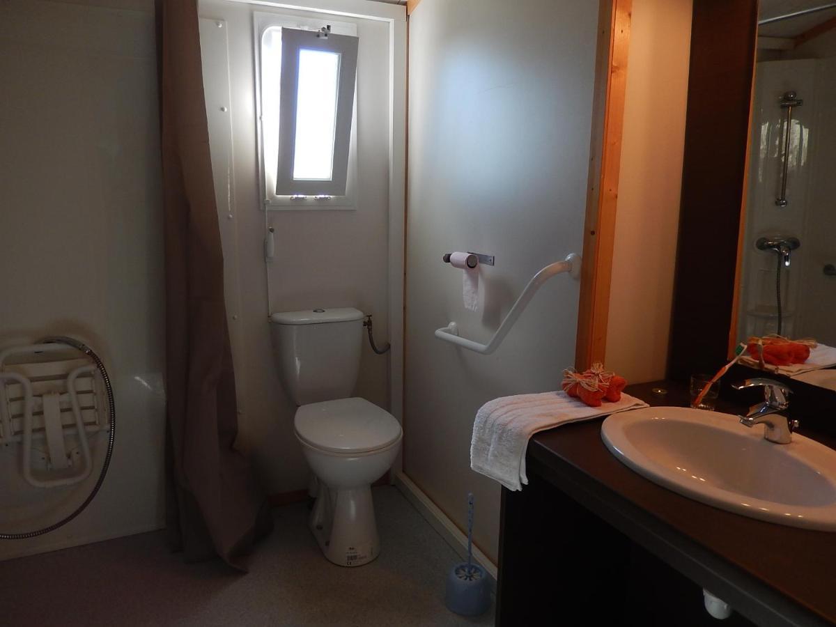 Cottages Du Lac De Miel Beynat Екстер'єр фото